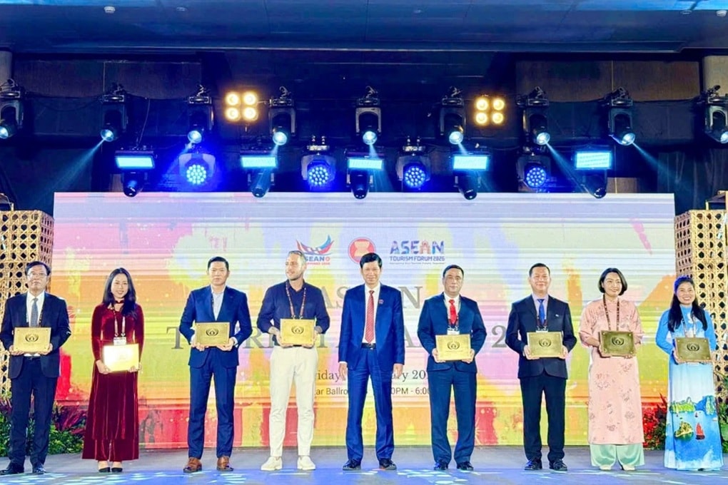 Lần thứ ba Quy Nhơn được vinh danh “Đô thị du lịch sạch ASEAN” - 1