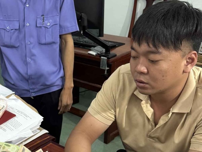 Bùi Hữu Phước khi bị bắt giữ. Ảnh: Công an tỉnh An Giang