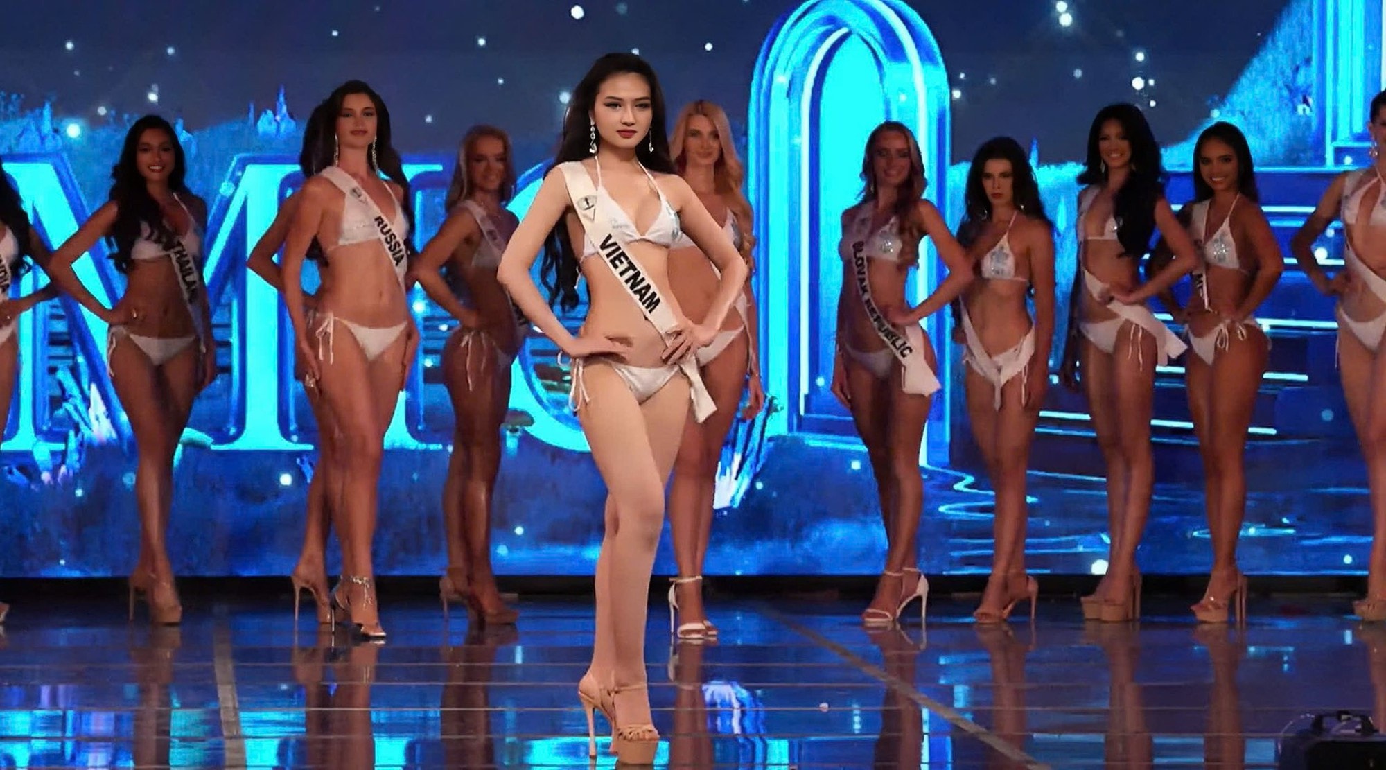 Phản ứng của 2 Hoa hậu quốc tế khi Thu Ngân trượt Miss Intercontinental lần thứ 53- Ảnh 3. Phản ứng của 2 Hoa hậu quốc tế khi Thu Ngân trượt Miss Intercontinental lần thứ 53- Ảnh 3.