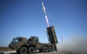 Hành khách gây náo loạn, chuyến bay từ Nha Trang đi Bangkok phải hạ cánh khẩn cấp - Ảnh 2.