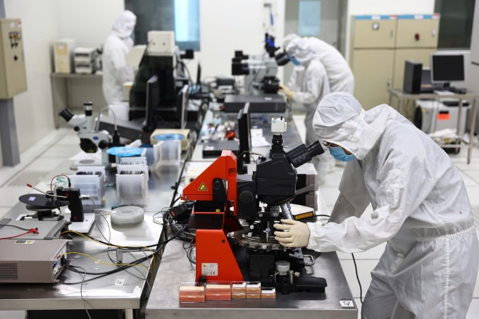 Phòng thí nghiệm bán dẫn Trung tâm nghiên cứu triển khai, Khu công nghệ cao TP HCM. Ảnh: Quỳnh Trần