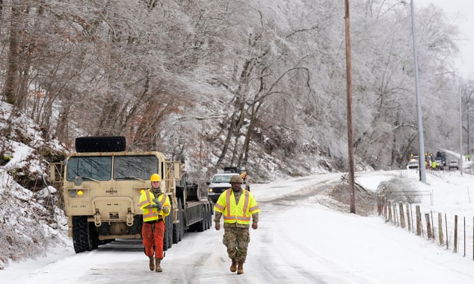 Vệ binh Quốc gia Mỹ trên một con đường ở Nashville, bang Tennessee ngày 30/1. Ảnh: AP