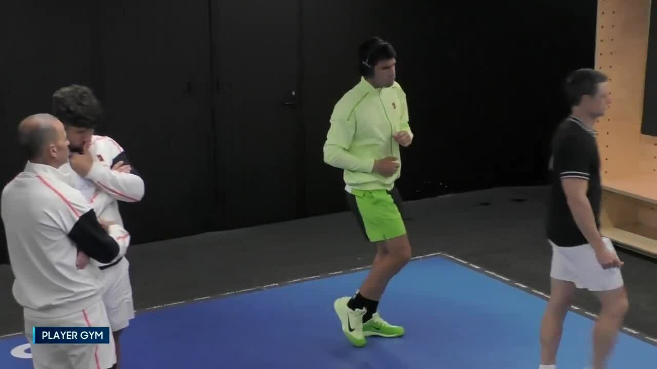 Chung kết Australia Mở rộng: Alcaraz - Djokovic