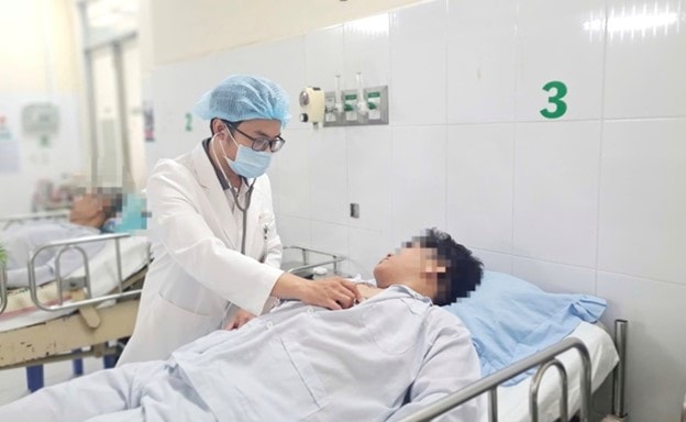 Nam thanh niên 21 tuổi, nguy kịch do tắc mạch phổi hiếm gặp sau chơi thể thao- Ảnh 1.