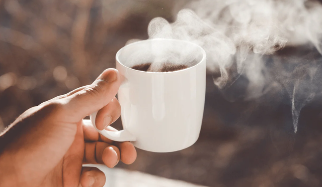 Uống nhiều cà phê vào những ngày rét lạnh, nên hay không?- Ảnh 1.