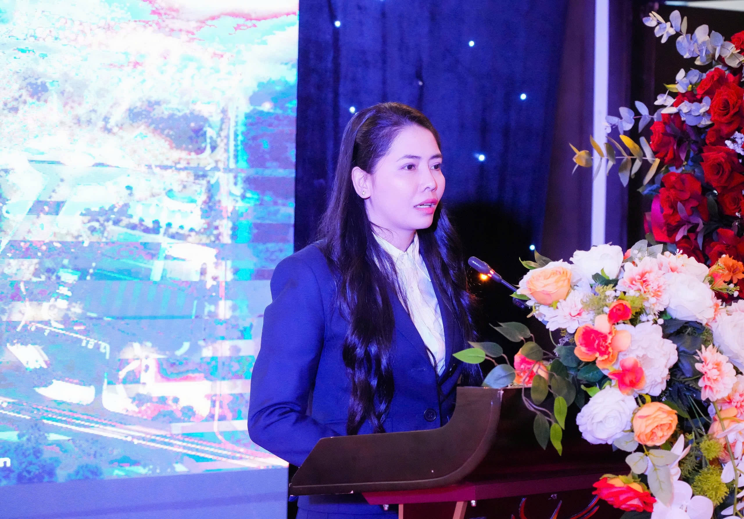 Bà Trần Thị Hoài Sơn - Chủ tịch Hội đồng Quản trị Công ty cổ phần Tập Đoàn Thiện Phát - phát biểu tại buổi lễ