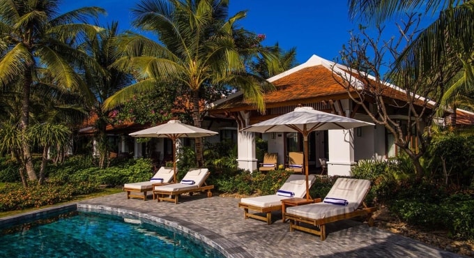 Biệt thự trong khách san The Anam Cam Ranh. Ảnh: Booking