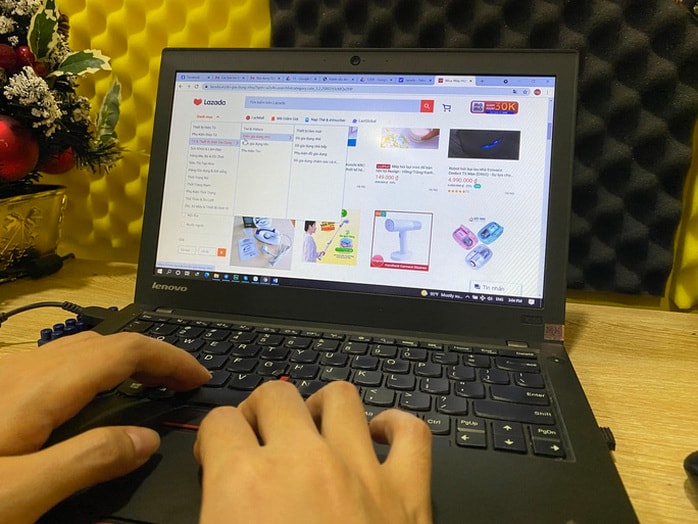 Sàn thương mại điện tử khấu trừ, nộp thuế thay người bán hàng từ 1-7- Ảnh 1.