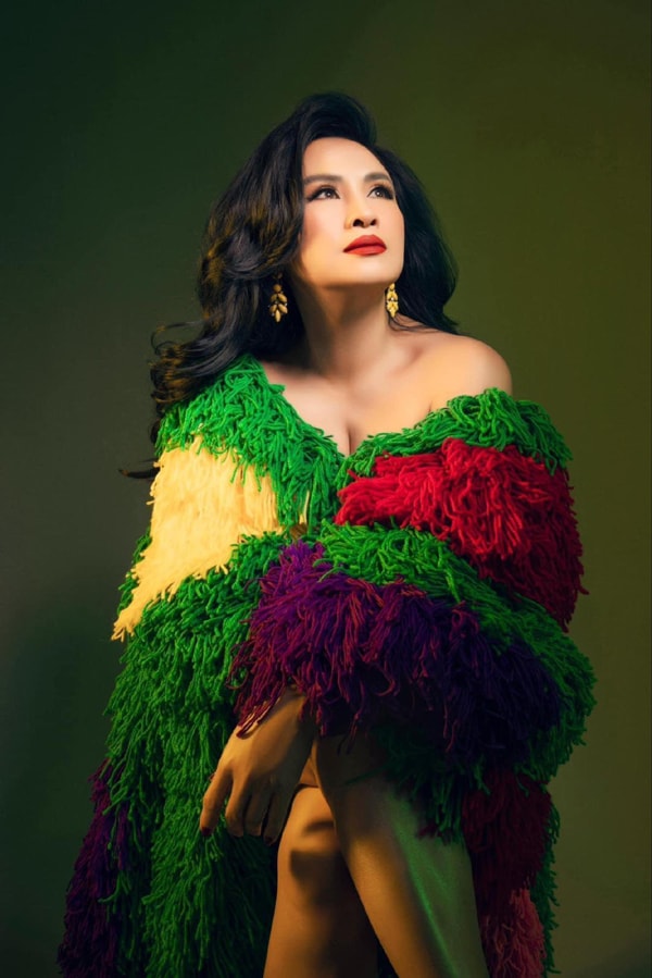 Nữ NSND, diva nhạc Việt sẽ vào phim Tết của Trấn Thành là ai?- Ảnh 5. Nữ NSND, diva nhạc Việt sẽ vào phim Tết của Trấn Thành là ai?- Ảnh 5.