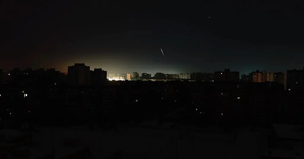 Cuộc tấn công của Nga nhằm vào thủ đô Kiev, Ukraine hồi tháng 1 khiến cả thủ đô chìm trong bóng tối. (Ảnh: Getty)