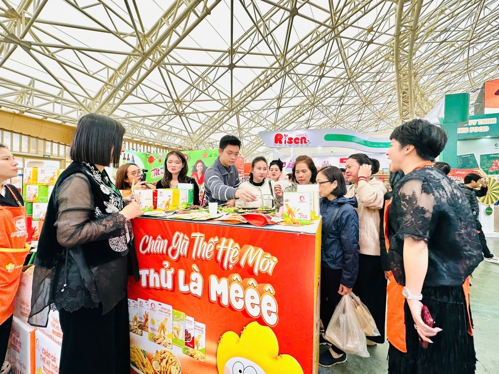 Hàng chục nghìn du khách đến VEC trong ngày khai mạc Hội chợ Mùa Xuân 2026 - 5