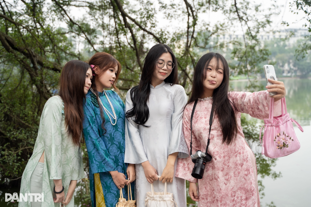 Cô gái Trung Quốc thắc mắc vì sao vóc dáng phụ nữ Việt Nam đều mảnh mai - 1