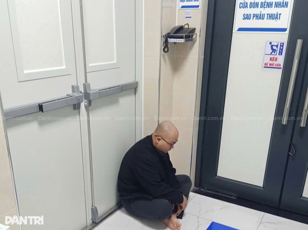 Mỗi ngày viện phí 20 triệu, con trai bất lực nhìn mẹ giành giật sự sống - 1