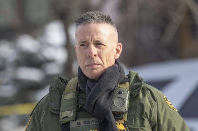 Gregory Bovino, chỉ huy chiến dịch trấn áp nhập cư của chính quyền Tổng thống Donald Trump, tại thành phố Minneapolis, bang Minnesota ngày 7/1. Ảnh: AFP