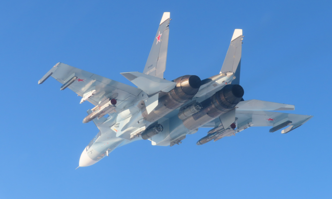 Tiêm kích Su-30SM2 Nga tại Biển Baltic trong ảnh đăng hôm 28/1. Ảnh: BQP Tây Ban Nha