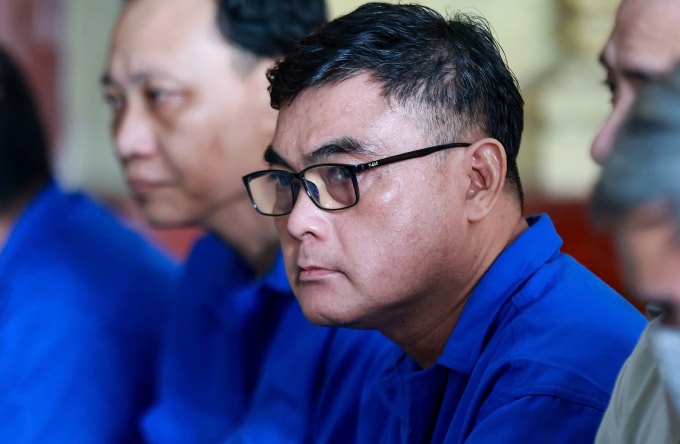 Các bị cáo khác trong vụ án. Ảnh: Trần Quỳnh