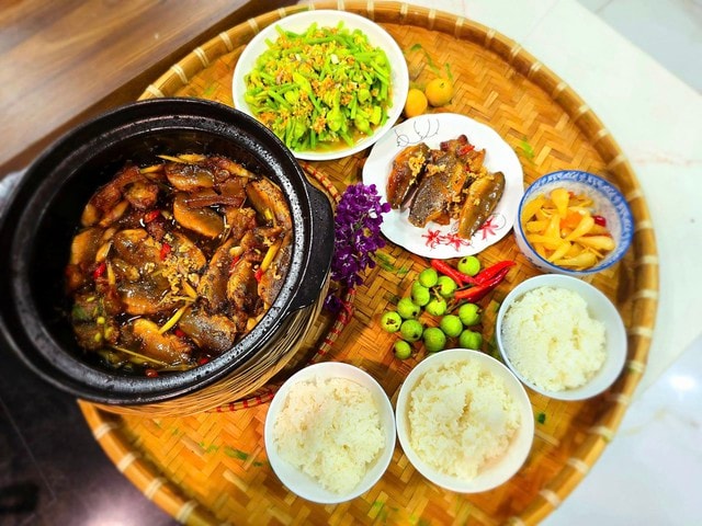 Sản vật mùa nước nổi ở miền Tây nghe tên cực lạ tai, níu chân thực khách - Ảnh 6.