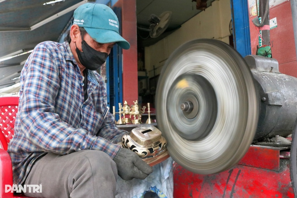 Nghề kiếm chục triệu đồng, làm ngày đêm không hết việc dịp Tết - 1 Nghề kiếm chục triệu đồng, làm ngày đêm không hết việc dịp Tết - 1