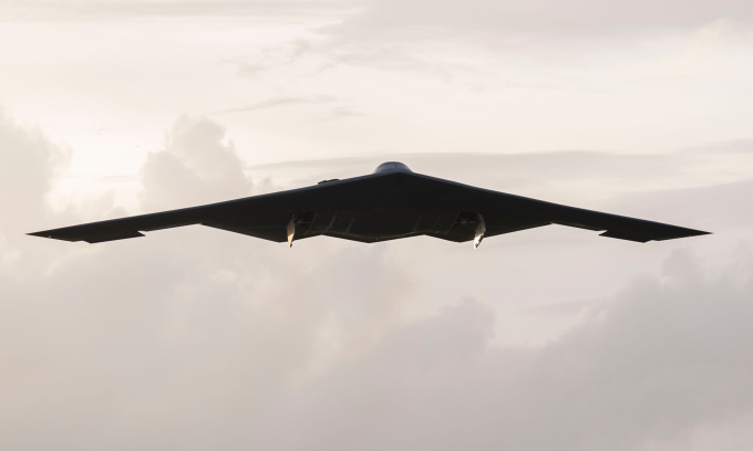 Oanh tạc cơ B-2 Mỹ cất cánh từ căn cứ Diego Garcia ở Ấn Độ Dương tháng 4/2025. Ảnh: USAF