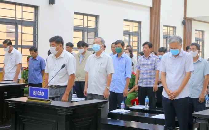 Các bị cáo tại phiên tòa. Ảnh: Minh Khang