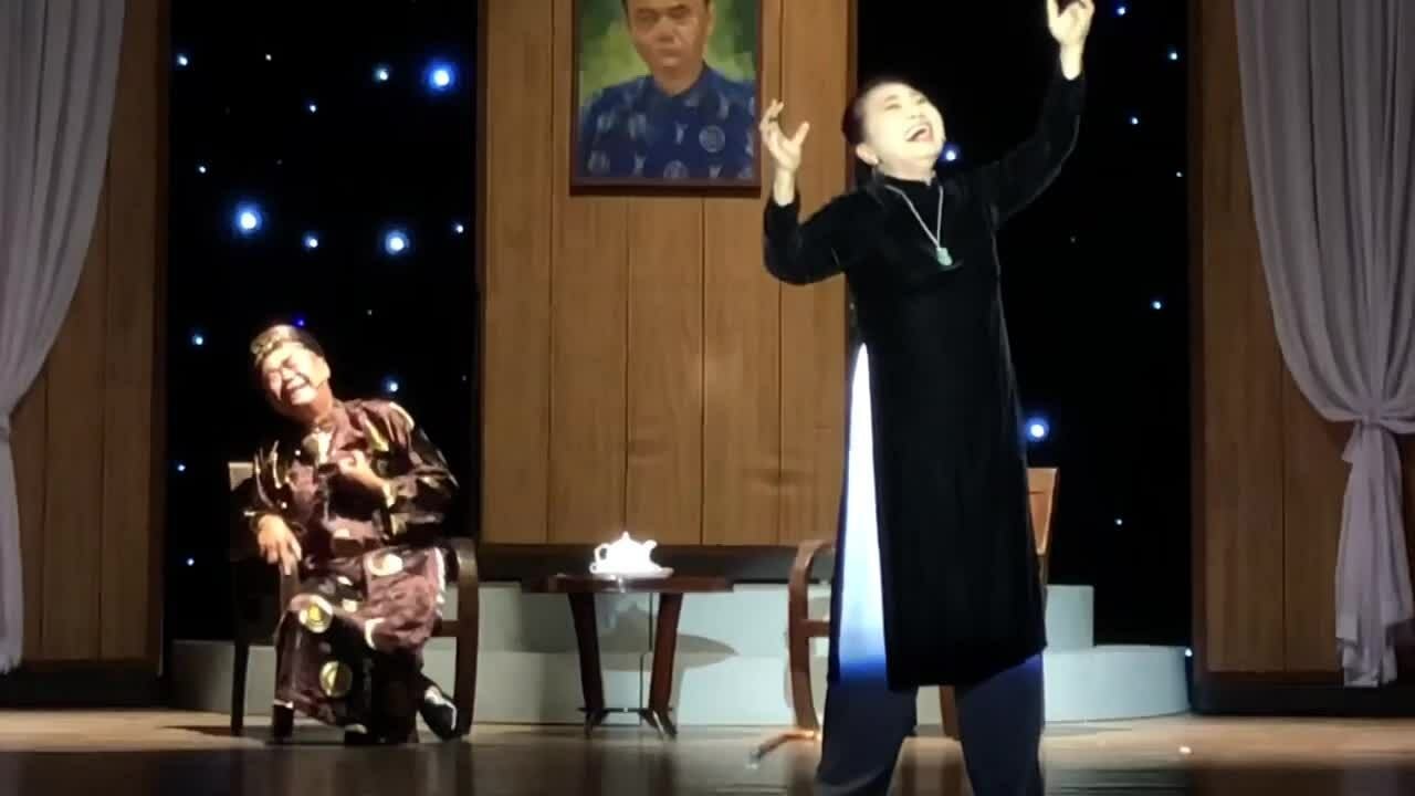 Bạch Tuyết, Việt Anh trong 'Đời cô Lựu'