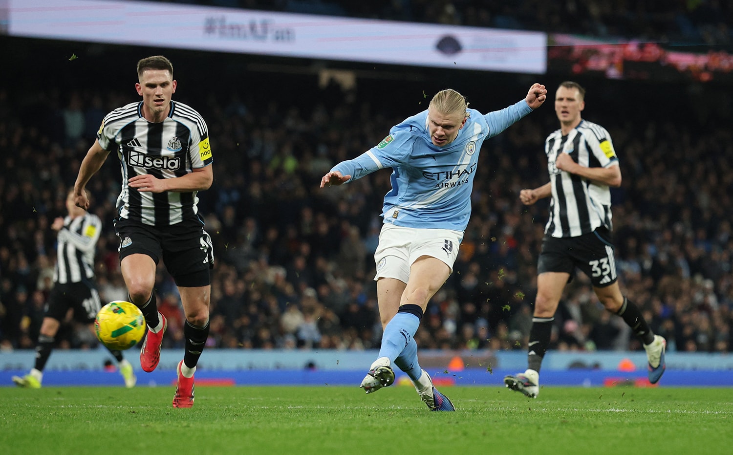 Man City đánh bại Newcastle. (Ảnh: Reuters)
