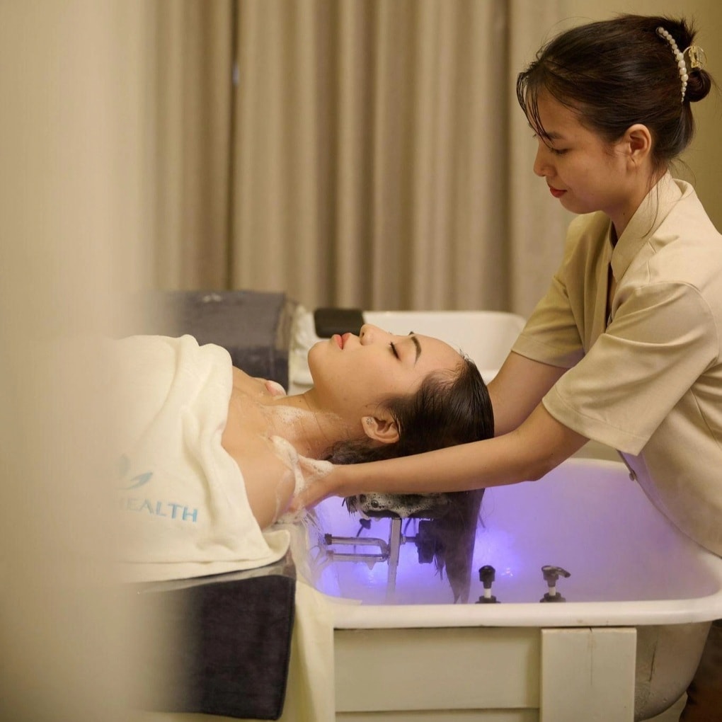 Gội đầu tiệm Việt Nam gây sốt mạng Trung Quốc, được khen đỉnh nhất thế giới - 3