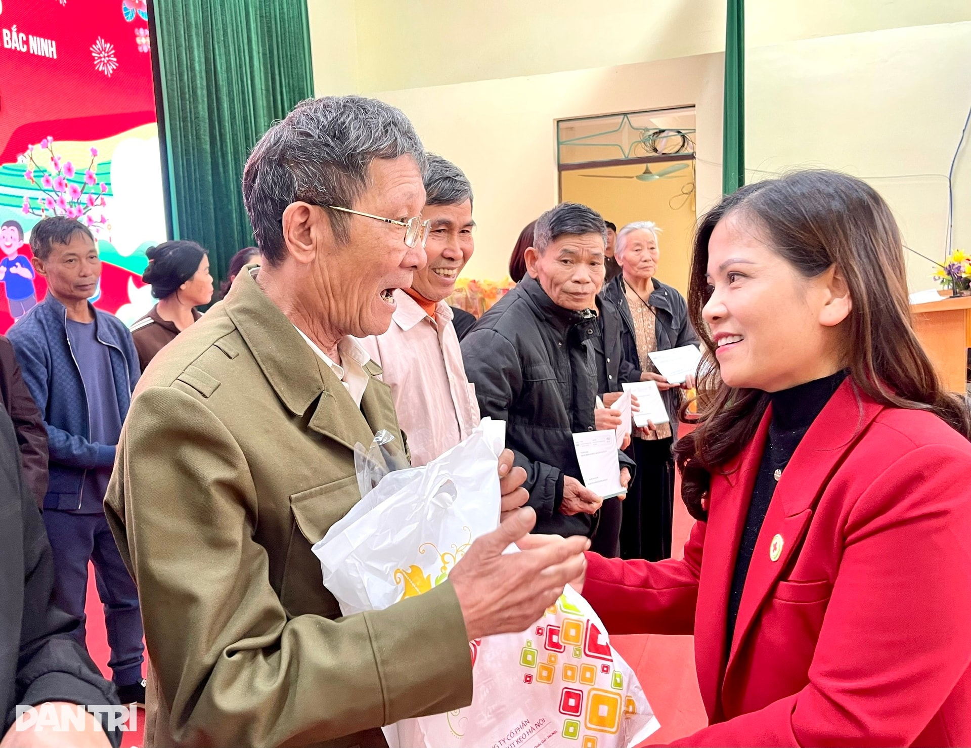 Tết Nhân ái 2026, lan tỏa yêu thương tới người dân vùng bão lũ Bắc Ninh - 7