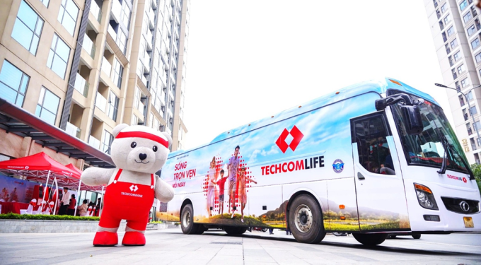 Chuyến xe Hành trình sống trọn vẹn mỗi ngày do Techcom Life triển khai từ 2/2 - 10/2. Ảnh: Techcom Life