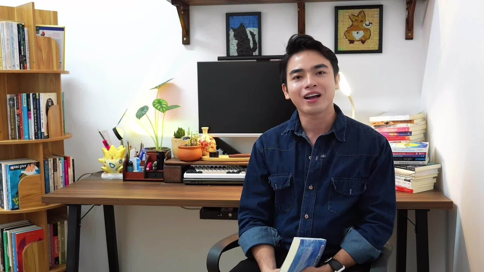 MC Nguyễn Hải Triều: 'Mỗi cuốn sách như một người thầy'