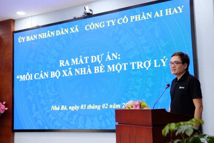 Chuyển đổi số ở TPHCM: Người dân lên smartphone, chính quyền cơ sở có trợ lý AI - Ảnh 1.