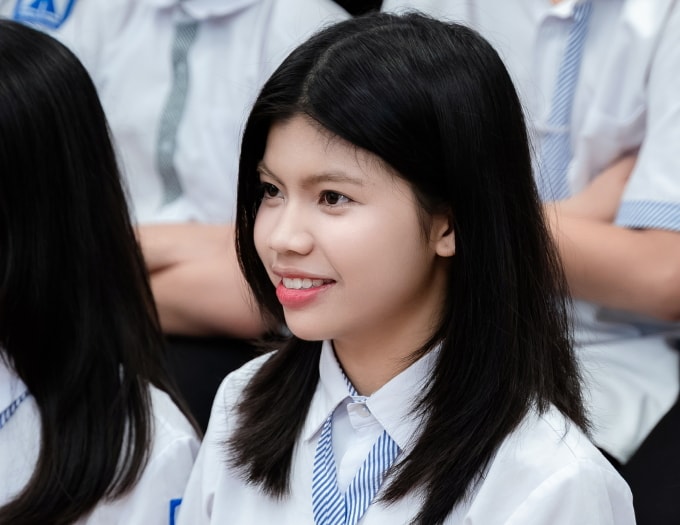 Trúc Oanh trong bộ ảnh kỷ yếu. Ảnh: Gia đình cung cấp