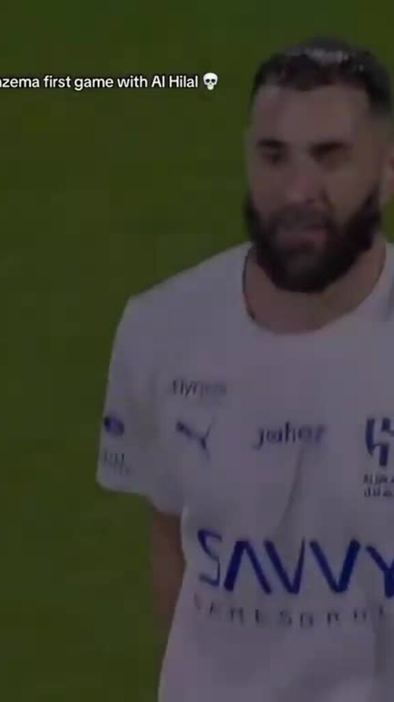 Benzema lập hat-trick trong trận ra mắt Al Hilal