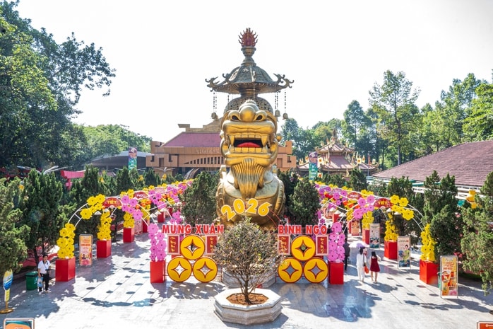 Trải nghiệm Lễ hội Suối Tiên 2026 với nhiều hoạt động hấp dẫn cho du khách - Ảnh 2. Trải nghiệm Lễ hội Suối Tiên 2026 với nhiều hoạt động hấp dẫn cho du khách - Ảnh 2.