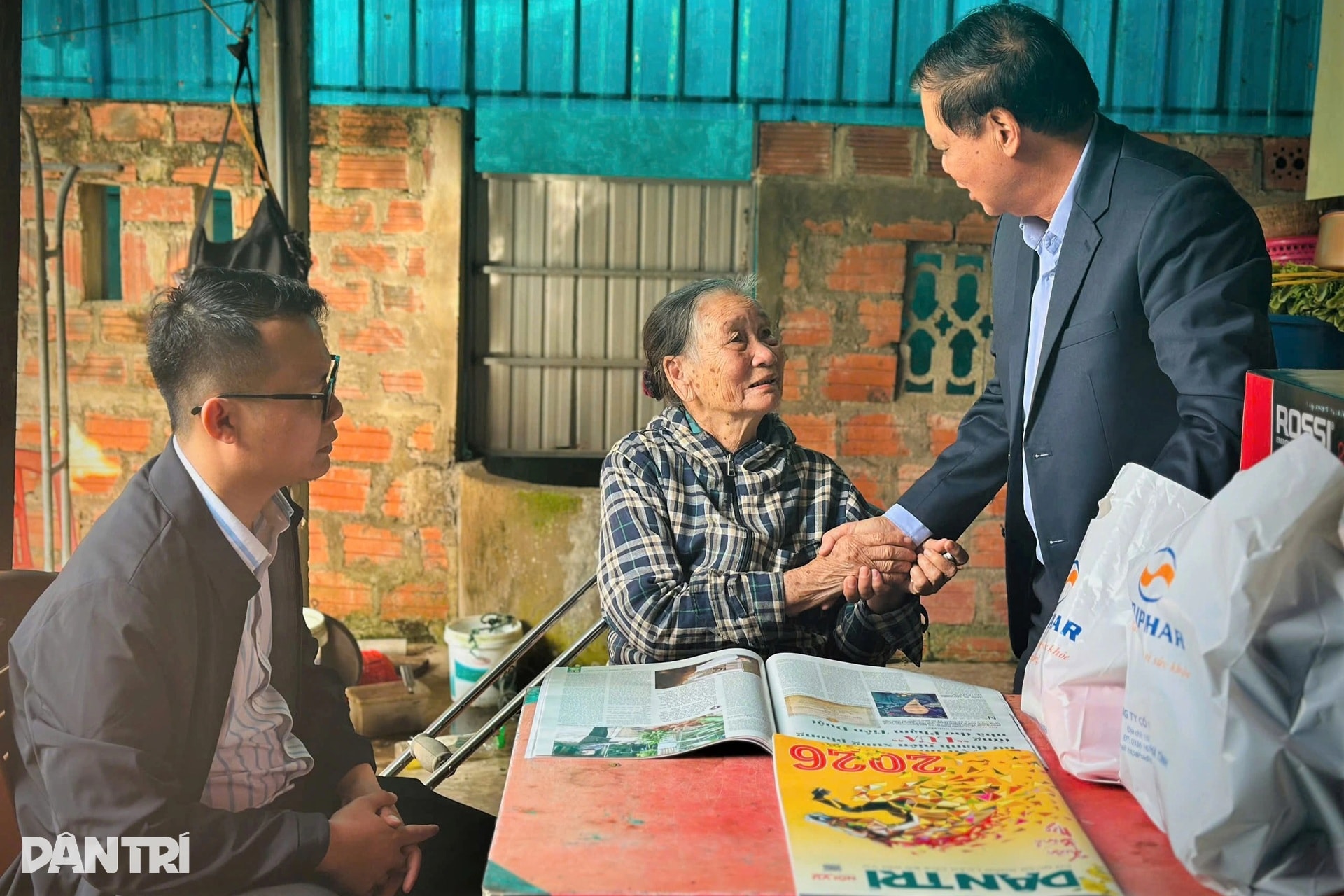 Xuân ấm áp đến với cô gái Thạch Nhọn qua nhịp cầu Dân trí - 8