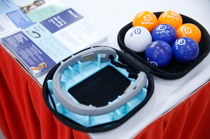 Bản thử nghiệm vòng đeo Focus+. Ảnh: Nhật Linh