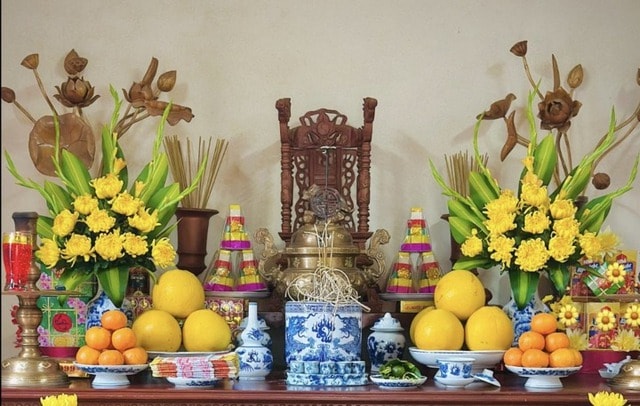 Trình tự bao sái bàn thờ năm 2026 đúng cách, không lo phạm 'đại kỵ'- Ảnh 2.