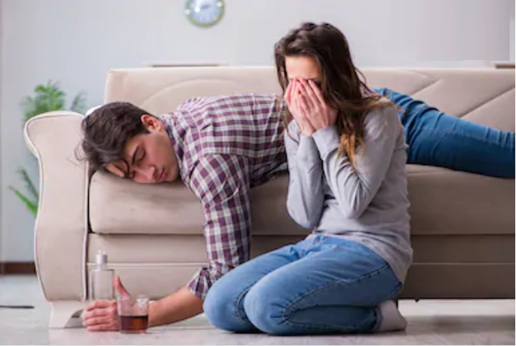 Anh trai chồng thường xuyên đến nhà tôi ngủ khi say rượu - 1 Anh trai chồng thường xuyên đến nhà tôi ngủ khi say rượu - 1