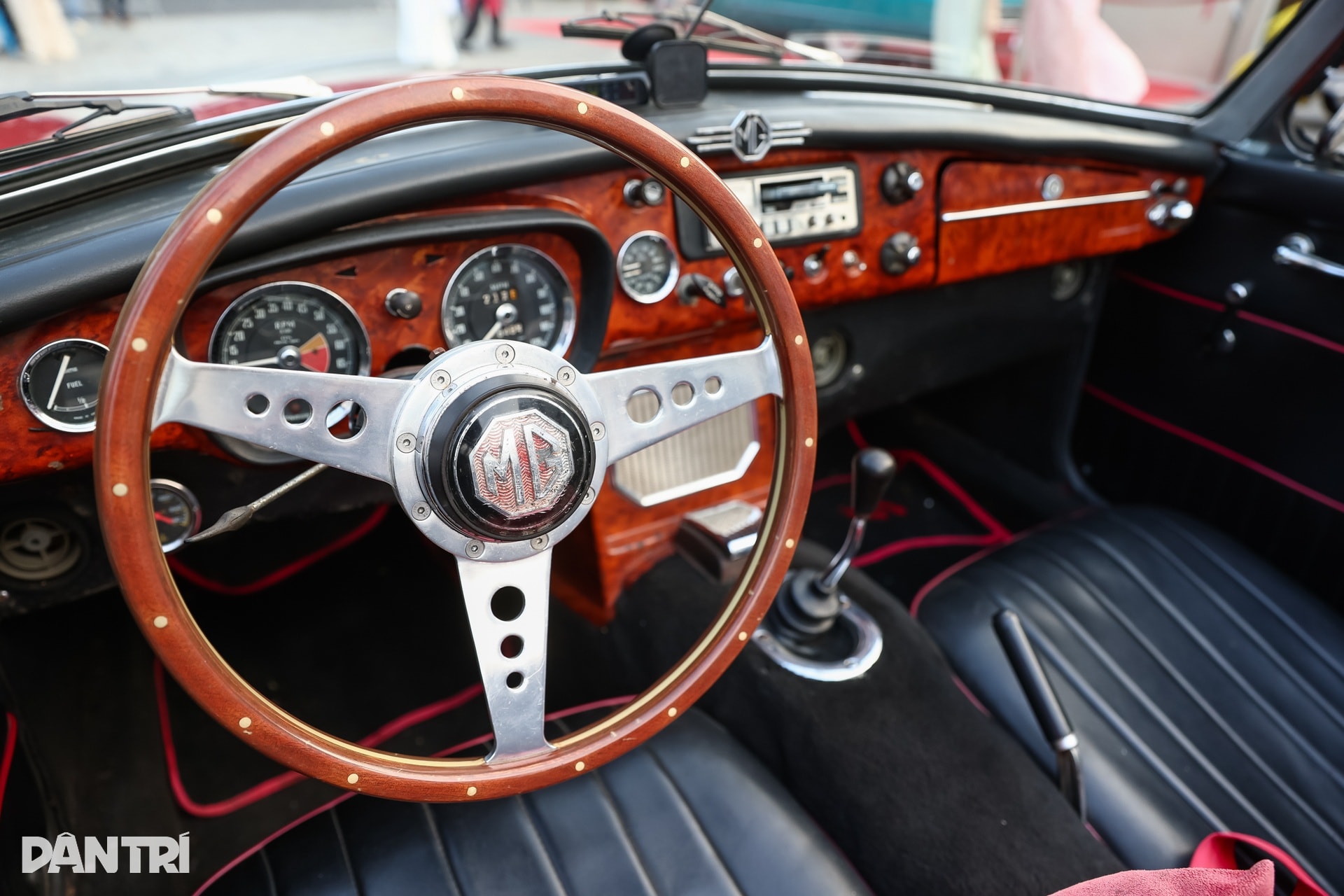 TPHCM rộn ràng không khí Tết với buổi giao lưu xe cổ một thời vang bóng - 6