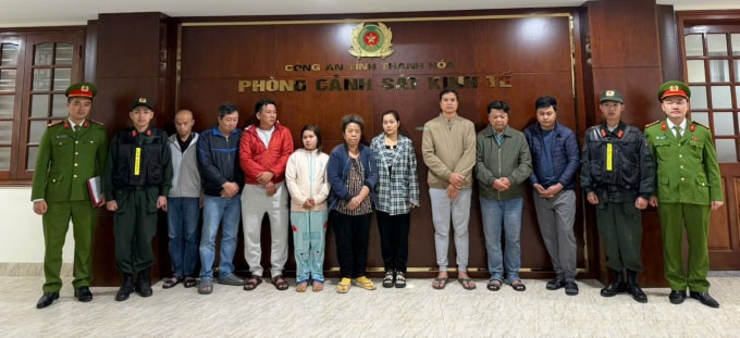 Các nghi can bị khởi tố. Ảnh: CACC