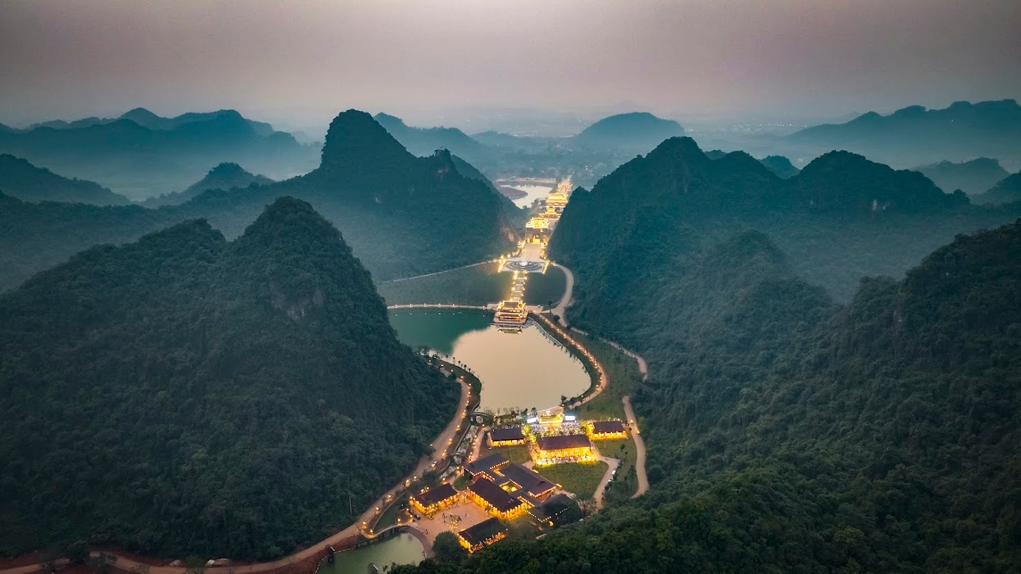 Điểm du lịch mới đẹp như "Phượng Hoàng cổ trấn" ở Ninh Bình - Ảnh 3.