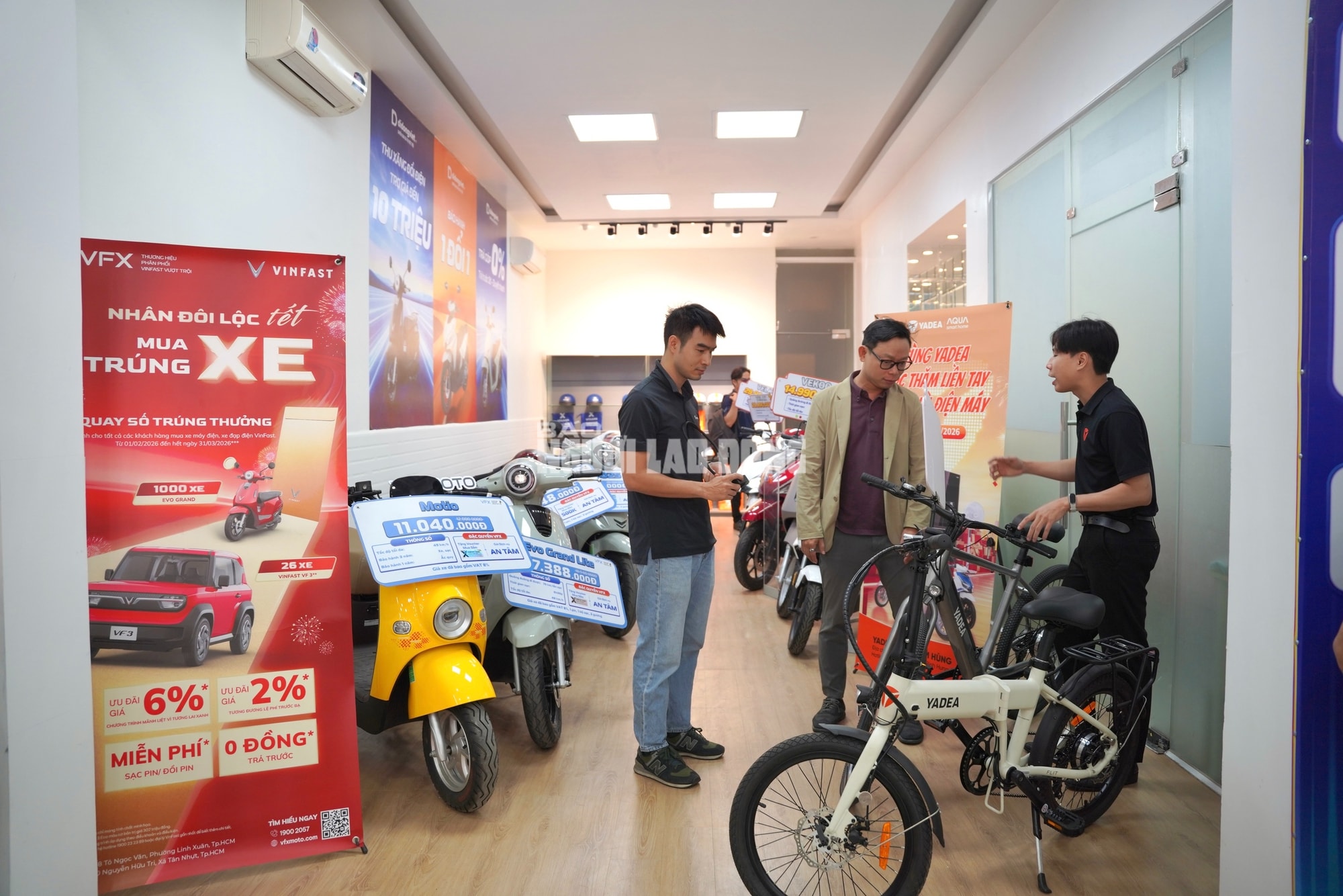 Siêu thị TPHCM đông khách mua sắm Tết 2026 với hàng hóa đa dạng và ưu đãi hấp dẫn - Ảnh 24.