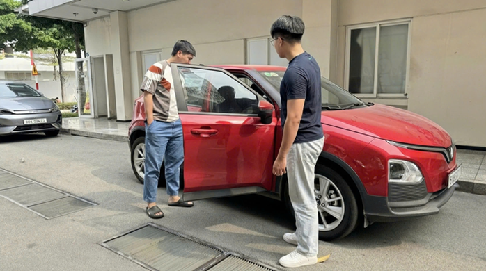 Nhộn nhịp cho thuê xe điện dịp Tết - Ảnh 1. Nhộn nhịp cho thuê xe điện dịp Tết - Ảnh 1.