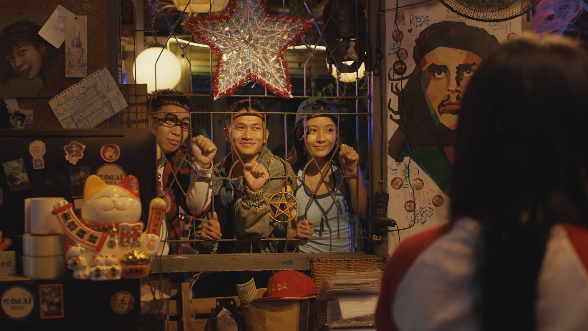 Nguyễn Hùng 'Mưa đỏ' diễn xuất và hát nhạc phim ra rạp sau Tết- Ảnh 1. Nguyễn Hùng 'Mưa đỏ' diễn xuất và hát nhạc phim ra rạp sau Tết- Ảnh 1.