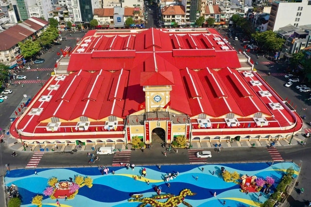 Người dân, du khách thích thú trước diện mạo mới của chợ Bến Thành- Ảnh 12.