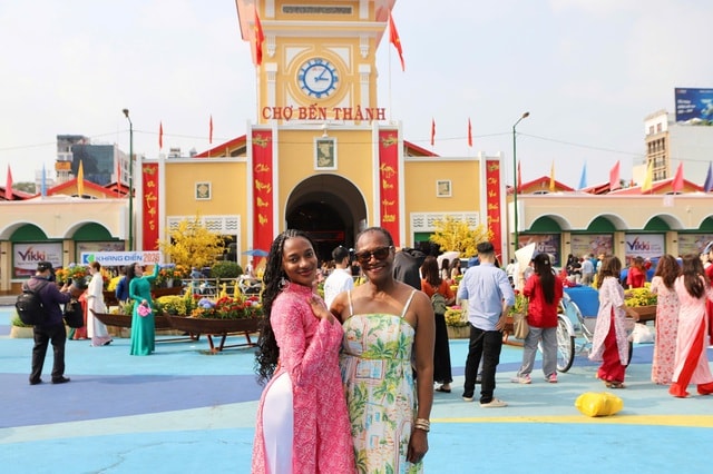 Người dân, du khách thích thú trước diện mạo mới của chợ Bến Thành- Ảnh 4.