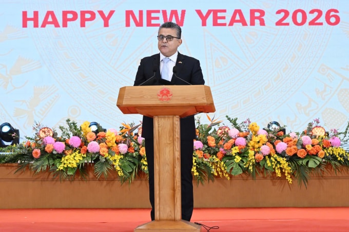 Đại sứ Palestine tại Việt Nam Saadi Salama - Trưởng đoàn Ngoại giao tại Việt Nam