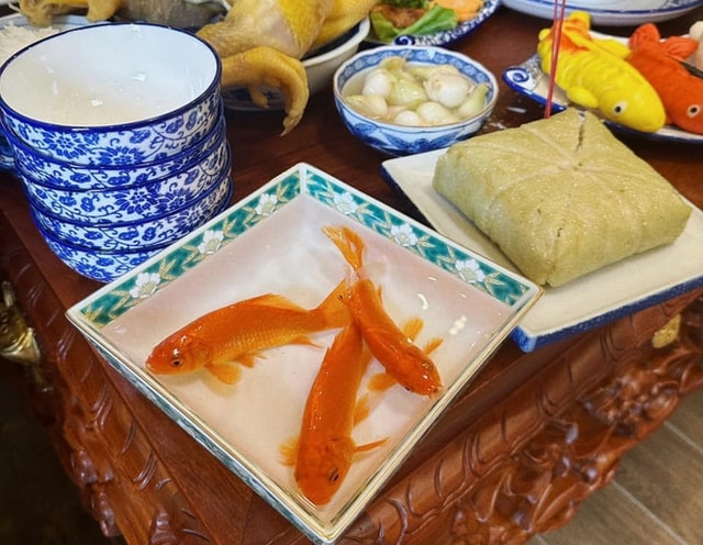 Cá chép - lễ vật không thể thiếu khi tiễn ông Công ông Táo lên trời - Ảnh 3.