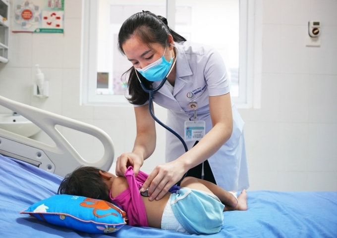 Một bệnh nhi đang điều trị tại bệnh viện Hải Phòng, tháng 8/2025. Ảnh: BVCC