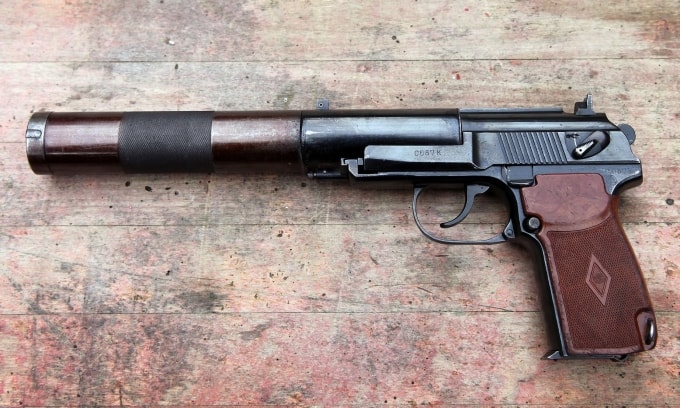 Một khẩu súng giảm thanh PB được sản xuất từ thời Liên Xô. Ảnh: Vitaly Kuzmin